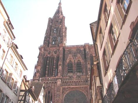 STRASBOURG - La Cathdrale - Photo BERTHEVILLE